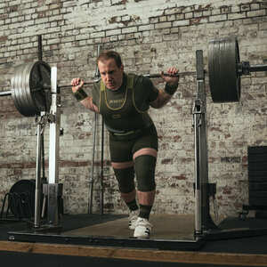 СОРЕВНОВАТЕЛЬНОЕ ТРИКО RESOLVE («РЕШЕНИЕ»)